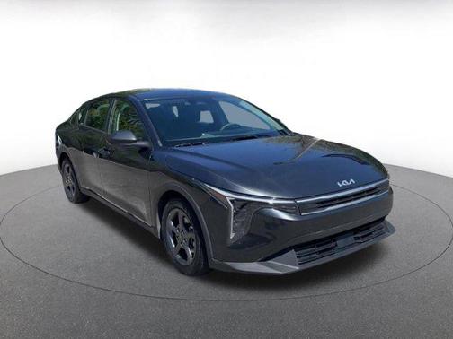 Interstellar Gray 2025 Kia K4 LXS