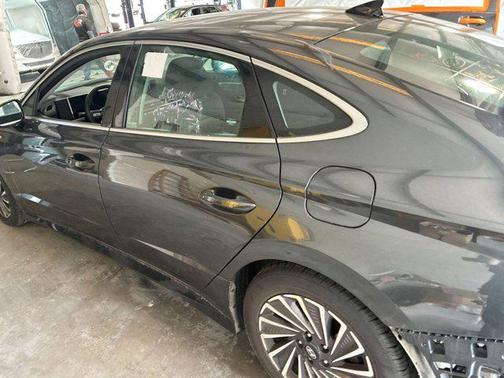 Portofino Gray 2025 Hyundai SONATA Hybrid SE