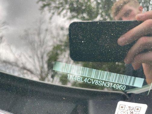 Pearl White Tricoat 2025 Nissan Altima SR FWD