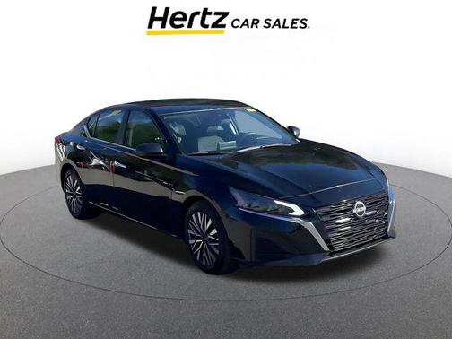 2025 Nissan Altima SV FWD