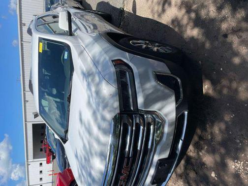 2023 GMC Acadia FWD SLT