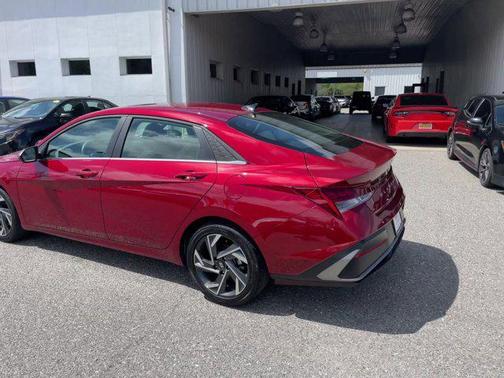 Ultimate Red 2025 Hyundai ELANTRA Limited