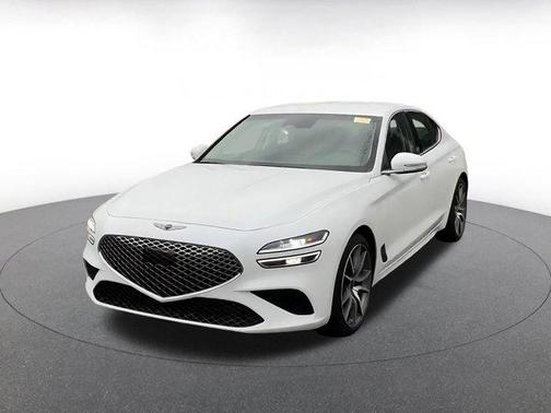 2025 Genesis G70 2.5T RWD