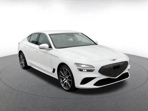 2025 Genesis G70 2.5T RWD