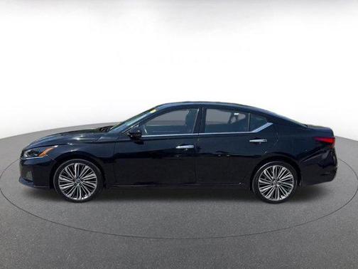 2024 Nissan Altima 2.5 SL