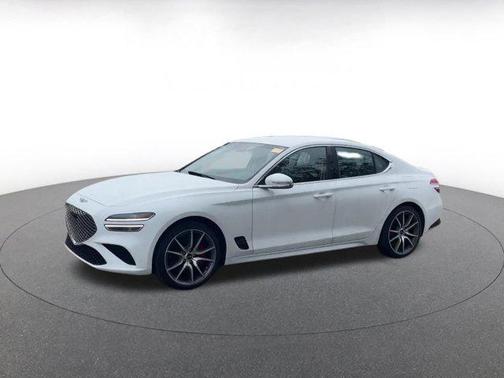 2025 Genesis G70 2.5T RWD