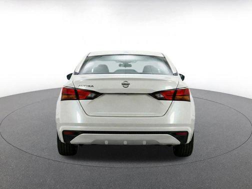 Glacier White 2025 Nissan Altima SV FWD