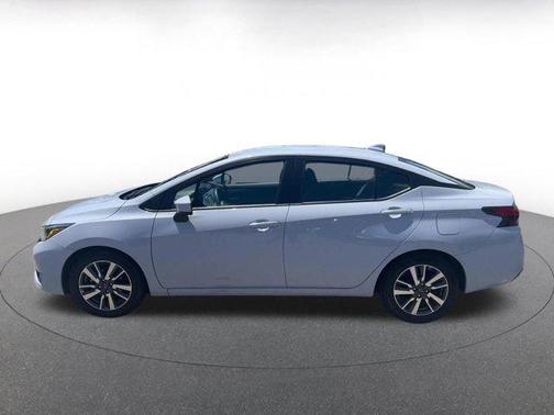 Gray Sky Pearl 2025 Nissan Versa 1.6 SV