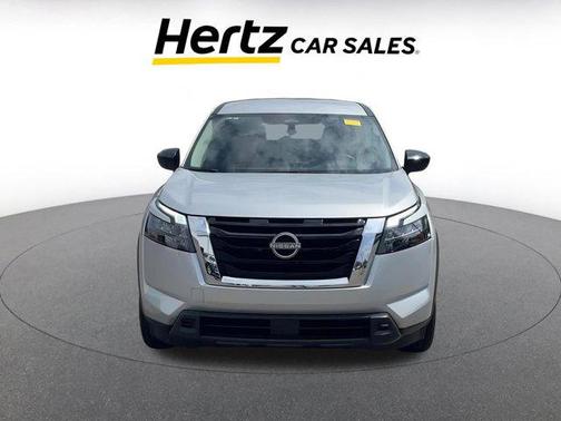 2024 Nissan Pathfinder S FWD