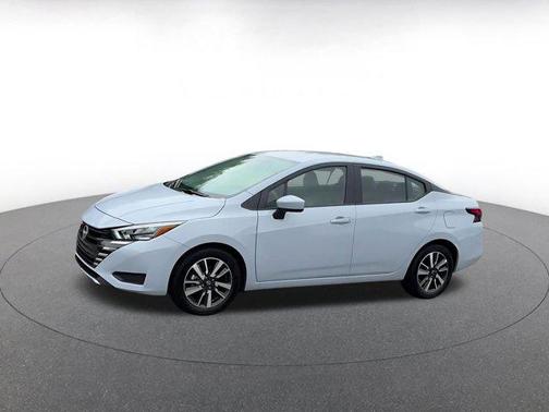 Gray Sky Pearl 2025 Nissan Versa 1.6 SV