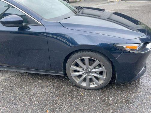 2025 Mazda Mazda3 FWD w/Preferred Package