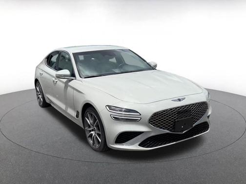 Vatna Gray 2025 Genesis G70 2.5T RWD