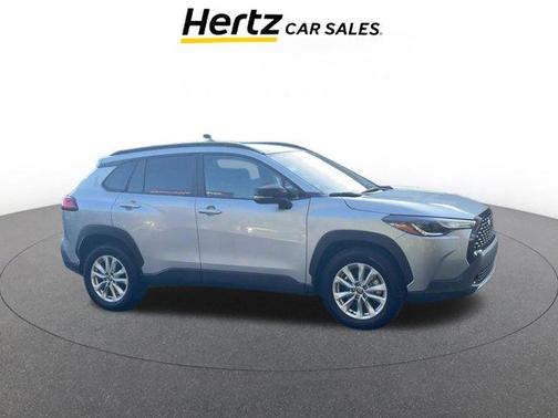 2025 Toyota Corolla Cross LE