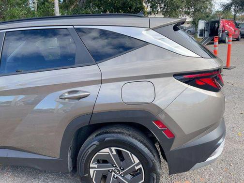 2025 Hyundai TUCSON Hybrid Blue