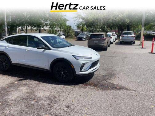 Summit White 2025 Buick Envista Sport Touring FWD