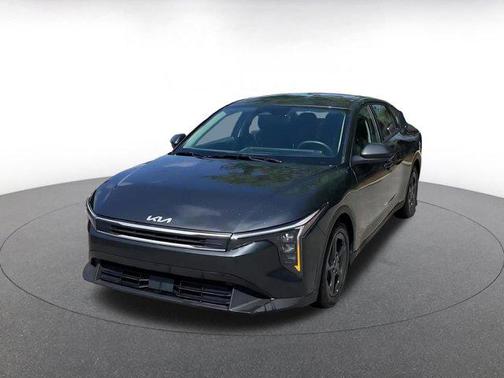 Interstellar Gray 2025 Kia K4 LXS