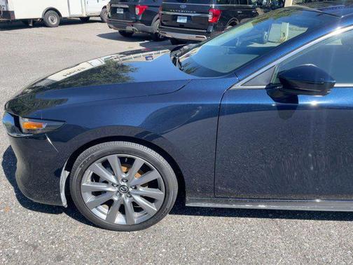 2025 Mazda Mazda3 FWD w/Preferred Package