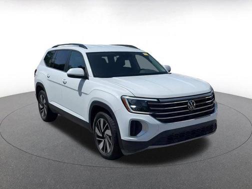 2024 Volkswagen Atlas 2.0T SE w/Technology 4MOTION