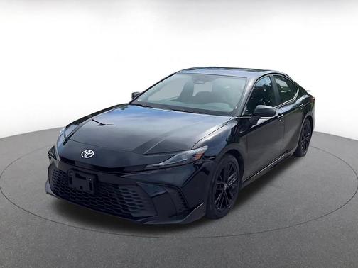 Black 2025 Toyota Camry SE