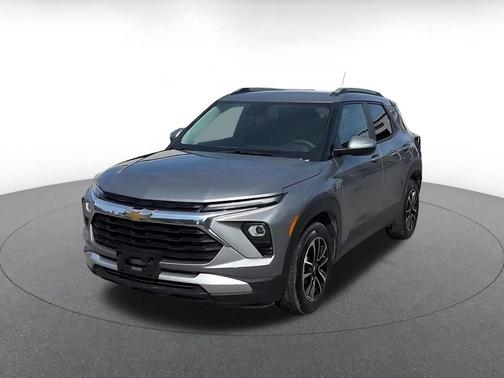 Sterling Gray Metallic 2025 Chevrolet Trailblazer LT