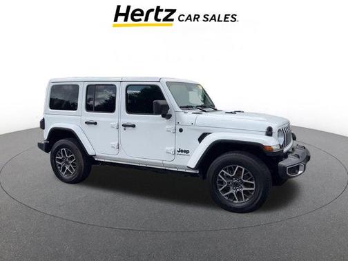 2025 Jeep Wrangler 4-Door Sahara 4x4