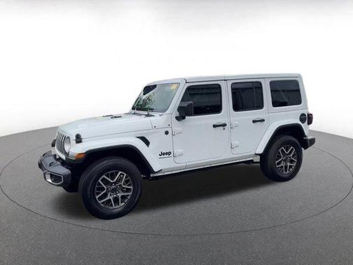 2025 Jeep Wrangler 4-Door Sahara 4x4