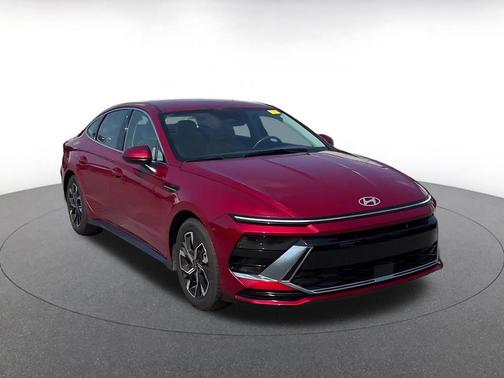 Ultimate red 2025 Hyundai SONATA SEL
