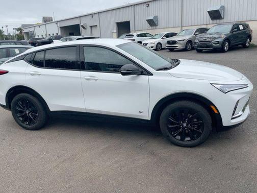 2025 Buick Envista Sport Touring FWD