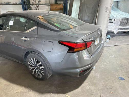 Gun Metallic 2025 Nissan Altima SV FWD