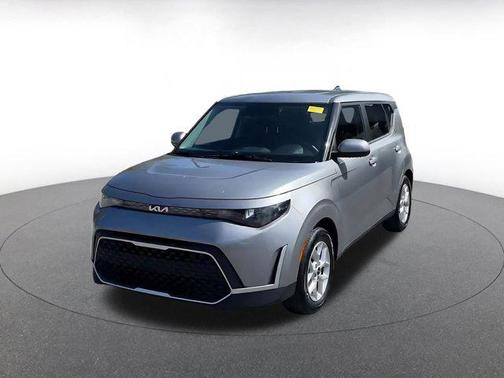 Steel Gray 2025 Kia Soul LX