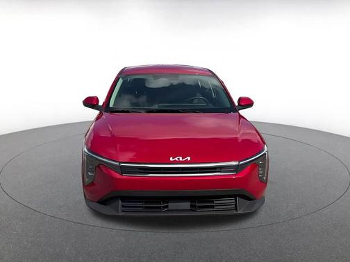 Currant Red 2025 Kia K4 LXS