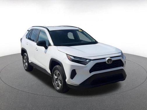 2025 Toyota RAV4 Hybrid LE