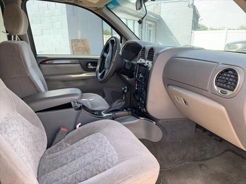 2004 GMC Envoy XL SLE