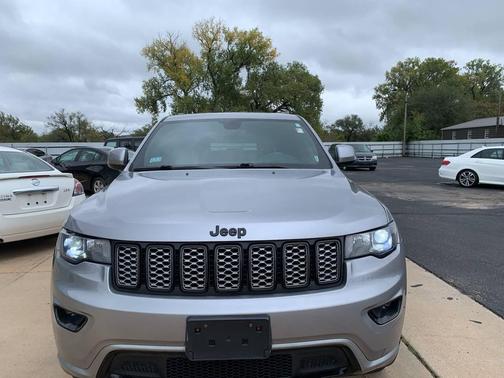 2018 Jeep Grand Cherokee Altitude