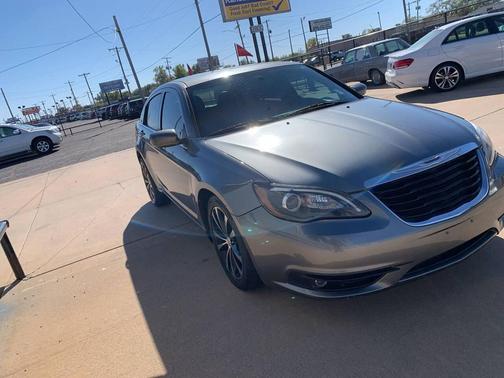 2011 Chrysler 200 S