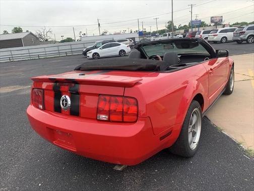2008 Ford Mustang Deluxe