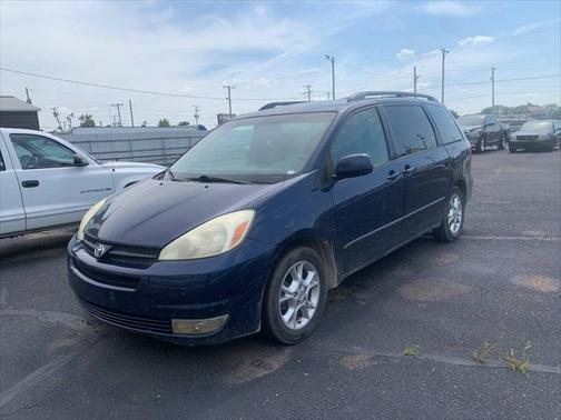 2005 Toyota Sienna XLE