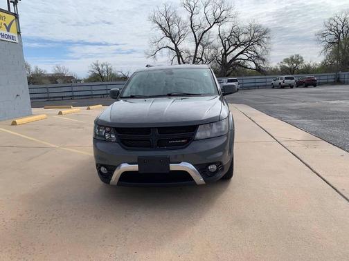 2020 Dodge Journey Crossroad