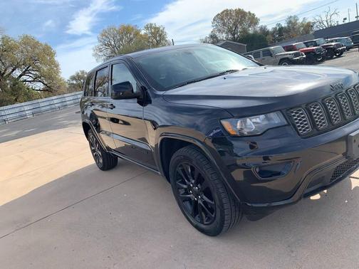 2019 Jeep Grand Cherokee Altitude