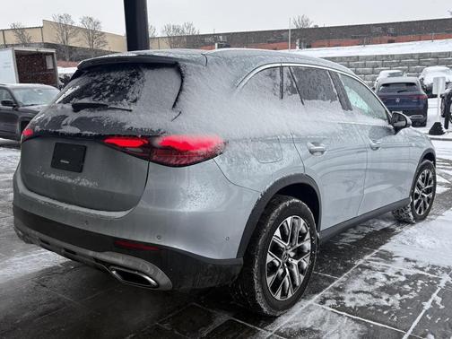 2025 Mercedes-Benz GLC 350e Base