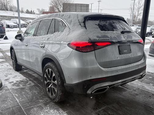 2025 Mercedes-Benz GLC 350e Base