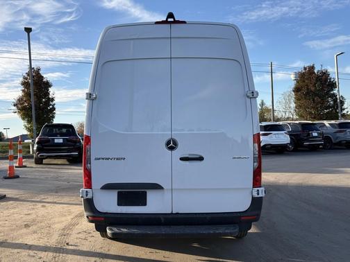 2025 Mercedes-Benz Sprinter 2500 Standard Roof