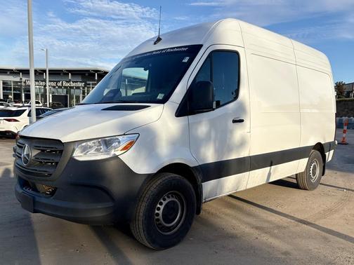 2025 Mercedes-Benz Sprinter 2500 Standard Roof