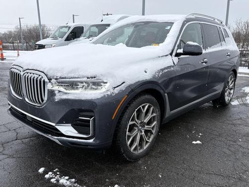 2022 BMW X7 xDrive40i