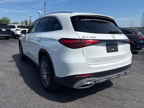 2025 Mercedes-Benz GLC 300 4MATIC