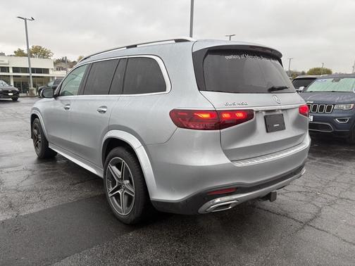 2025 Mercedes-Benz GLS 450 4MATIC