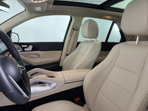 MANUFAKTUR Alpine Grey 2026 Mercedes-Benz GLE 450 4MATIC