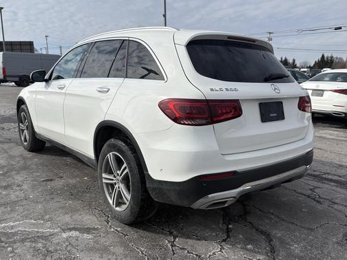 2022 Mercedes-Benz GLC 300 4MATIC