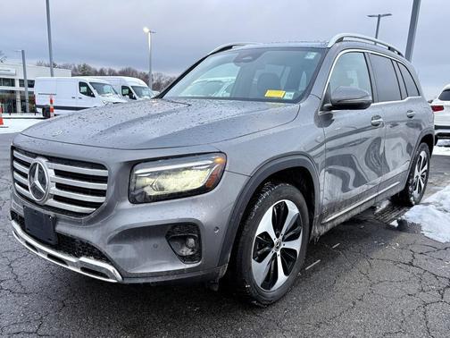 2025 Mercedes-Benz GLB 250 4MATIC
