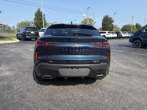 2023 INFINITI QX55 LUXE